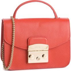 Torebka FURLA - Metropolis 993824 B BHD3 ARE Vermiglio f. Czerwone torebki klasyczne damskie Furla, z aplikacjami, ze skóry, zdobione, bez dodatków. W wyprzedaży za 599.00 zł.