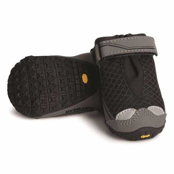 Buty dla psa Ruffwear Grip Trex Dog Boots. Czarne buty trekkingowe męskie RUFFWEAR, bez zapięcia, outdoorowe. Za 240.99 zł.