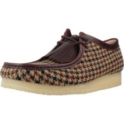 Buty CLARKS ORIGINALS WALLABEE Brązowy. Brązowe buty trekkingowe męskie Clarks, ze skóry, bez zapięcia, trekkingowe. Za 658.99 zł.