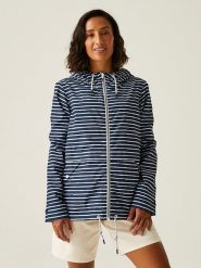 Regatta Kurtka przeciwdeszczowa "Bayletta II" w kolorze granatowo-białym rozmiar: 46. Białe kurtki przeciwdeszczowe damskie Regatta, bez kaptura. Za 174.45 zł.