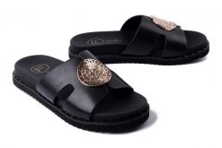 FILIPPO DK7050/25 BK czarny, klapki damskie. Czarne klapki damskie Filippo, z aplikacjami, bez obcasa, na płaskiej podeszwie. Za 147.92 zł.