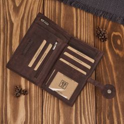 Portfel damski duży skórzany vintage brązowy Paolo Peruzzi T-134-HBR. Brązowe portfele damskie bez wzorów, ze skóry. Za 94.00 zł.