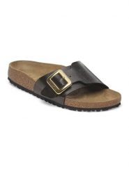 Birkenstock Klapki "Madrid" w kolorze czarnym rozmiar: 37. Czarne klapki damskie Birkenstock, bez wzorów, bez obcasa. Za 383.03 zł.