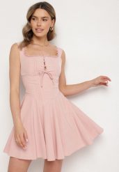 Różowa Rozkloszowana Sukienka Vices w Rustykalnym Stylu z Wiązaniem Gorsetowym Foliora. Czerwone sukienki damskie Born2be, na co dzień, l, bez wzorów, eleganckie, bez kołnierzyka, bez ramiączek, mini, gorsetowe. W wyprzedaży za 87.99 zł.