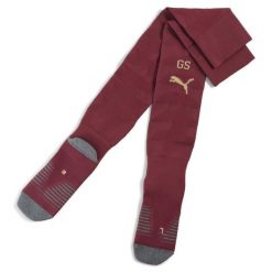 Męskie skarpety Galatasaray SK 25/26 PUMA Team Regal Red Matte Gold Beige. Brązowe skarpetki męskie Puma, bez wzorów, prążkowane. Za 109.00 zł.