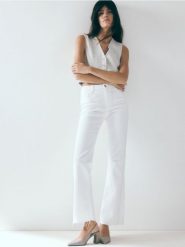 Czółenka na słupku - jasnoszary. Szare czółenka damskie Reserved, bez wzorów, z tkaniny, bez obcasa, na słupku. W wyprzedaży za 55.99 zł.