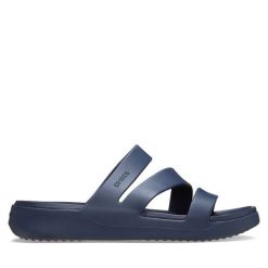 Klapki Crocs. Niebieskie klapki damskie Crocs, bez wzorów, bez obcasa. Za 179.99 zł.