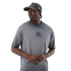Koszulka New York Yankees New Era MLB Washed Logo. Czarne t-shirty sportowe męskie New Era, uniwersalny, bez ramiączek. Za 268.50 zł.