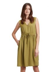 Vera Mont Sukienka w kolorze zielonym rozmiar: 38. Zielone sukienki damskie Vera Mont, bez wzorów, bez kołnierzyka, bez ramiączek, midi, rozkloszowane. Za 91.77 zł.