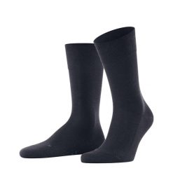 Skarpety Falke Sensitive New York. Niebieskie skarpetki męskie Falke, bez wzorów, z elastanu. Za 121.50 zł.