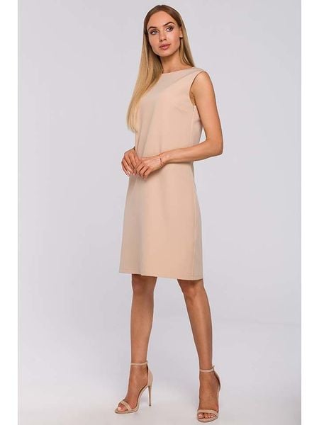 Made of emotion Sukienka w kolorze beżowym rozmiar: XL. Brązowe sukienki damskie Made Of Emotion, xl, bez wzorów, z koronki, bez kołnierzyka, bez ramiączek, midi. Za 79.21 zł.