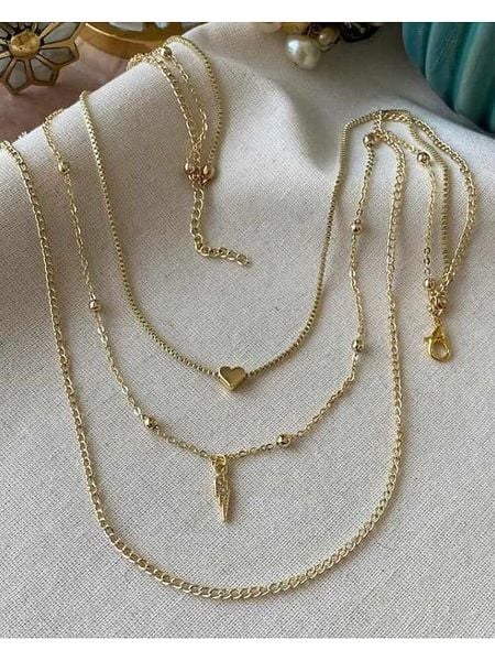 Luseera Pozłacany naszyjnik z elementami ozdobnymi - dł. 55 cm rozmiar: onesize. Białe naszyjniki damskie Luseera, pozłacane. Za 39.99 zł.