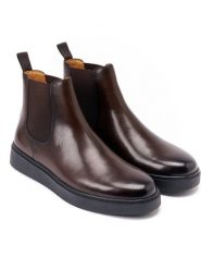 British Passport Skórzane sztyblety w kolorze brązowym rozmiar: 46. Brązowe sztyblety męskie British Passport, bez zapięcia. Za 409.00 zł.