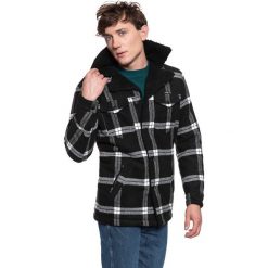 KURTKA ZIMOWA WRANGLER WRANGE COAT BLACK W463XS100 112128915. Czarne kurtki męskie Wrangler, na zimę, m, bez wzorów, bez kaptura. W wyprzedaży za 149.99 zł.