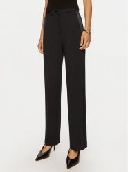 ViCOLO Spodnie materiałowe TS0207 Czarny Regular Fit. Czarne spodnie materiałowe damskie ViCOLO, bez wzorów, z materiału. Za 239.99 zł.