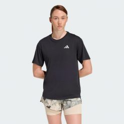 Koszulka adi365 Running Essentials. Czarne t-shirty damskie Adidas, l, bez wzorów, z materiału, bez kołnierzyka. Za 122.25 zł.