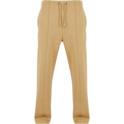 Spodnie do biegania Urban Classics Fluffy Pintuck. Brązowe spodnie materiałowe męskie Urban Classics, bez wzorów. Za 198.00 zł.