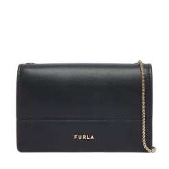 Torebka Furla. Czarne portfele damskie Furla, bez wzorów, bez dodatków. Za 584.99 zł.