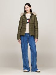 TOMMY JEANS Kurtka zimowa w kolorze khaki rozmiar: S. Brązowe kurtki damskie Tommy Jeans, na zimę, s, bez wzorów, z jeansu, bez kaptura. Za 390.92 zł.
