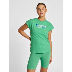 Koszulka damska Hummel Lgc Jasira. Zielone bluzki sportowe damskie HUMMEL, uniwersalny, bez wzorów, z bawełny, bez kołnierzyka. Za 105.20 zł.