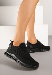 Czarne Siateczkowe Buty Sportowe Sneakersy na Podeszwie z Tłoczeniami Finloti. Czarne buty sportowe na co dzień damskie Renee, z aplikacjami, z jeansu. Za 59.99 zł.