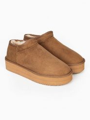 Blackfield Botki zimowe "Fiaza" w kolorze jasnobrązowym rozmiar: 38. Brązowe botki damskie Blackfield, na zimę, z materiału, z okrągłym noskiem, bez obcasa, na platformie, bez zapięcia. Za 156.61 zł.