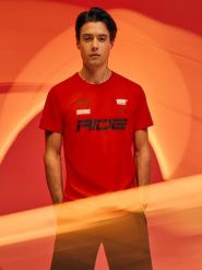4F T-shirt slim z nadrukiem męski - czerwony S. Czerwone t-shirty męskie 4f, m, bez wzorów, z bawełny, bez kołnierzyka. Za 79.99 zł.