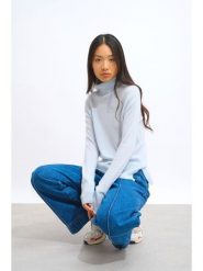 AUTHENTIC CASHMERE Kaszmirowy golf "Fornet" w kolorze błękitnym rozmiar: M. Niebieskie golfy damskie AUTHENTIC CASHMERE, m, bez wzorów, z kaszmiru, bez ramiączek. Za 278.45 zł.