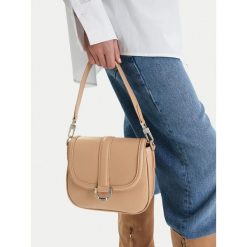Torebka Badura. Brązowe torebki klasyczne damskie Badura, bez wzorów, bez dodatków. Za 199.99 zł.