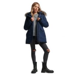 Parka damska Superdry Ashley Everest. Niebieskie parki damskie Superdry., na zimę, bez wzorów. Za 762.10 zł.