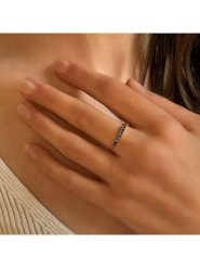 Les Petites Précieuses Pozłacany pierścionek z cyrkoniami rozmiar: 58. Czerwone pierścionki damskie Les Petites Précieuses, z cyrkonią, pozłacane. Za 117.73 zł.