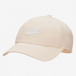 Czapka unisex z daszkiem Nike CLUB. Brązowe czapki męskie Nike, bez wzorów. W wyprzedaży za 89.00 zł.