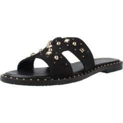 Sandały CARMELA 163057C Czarny. Czarne obuwie trekkingowe damskie Carmela, bez wzorów, ze skóry, bez obcasa. Za 245.99 zł.