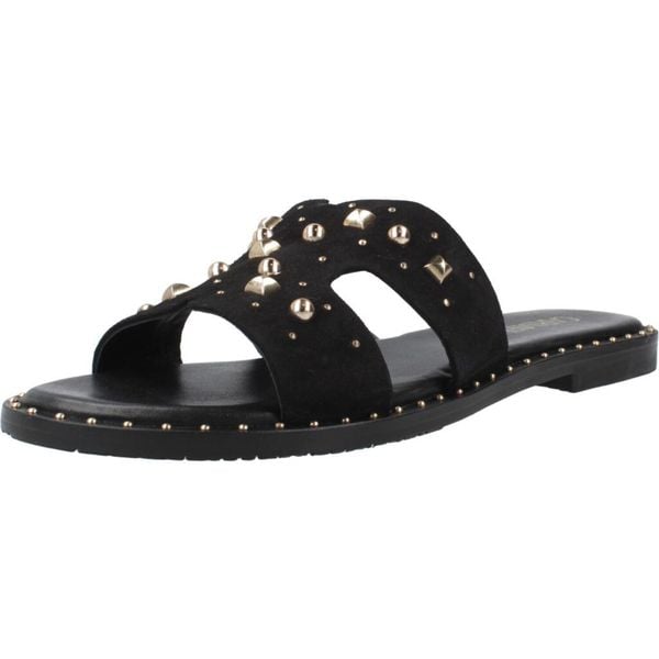 Sandały CARMELA 163057C Czarny. Czarne obuwie trekkingowe damskie Carmela, bez wzorów, ze skóry, bez obcasa. Za 245.99 zł.