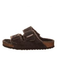 Birkenstock Klapki w kolorze brązowym rozmiar: 40. Brązowe klapki damskie Birkenstock, bez wzorów, bez obcasa. Za 564.45 zł.