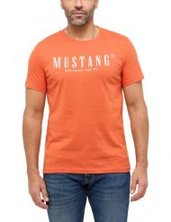 Męski T-Shirt Mustang Style Austin Burnt Ochre 1016264 7105. Brązowe t-shirty męskie Mustang, m, bez wzorów, bez kołnierzyka. Za 69.99 zł.