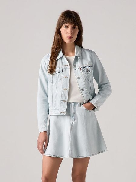 Levi's Kurtka dżinsowa w kolorze błękitnym rozmiar: XS. Niebieskie kurtki damskie Levi's, s, z aplikacjami, bez kaptura. Za 246.53 zł.