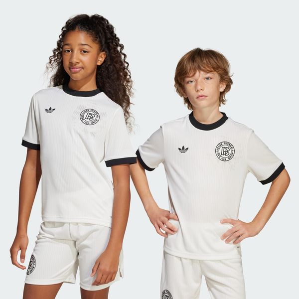 Koszulka Germany Anniversary. Białe t-shirty damskie Adidas, m, bez wzorów, z materiału, bez kołnierzyka. Za 349.00 zł.