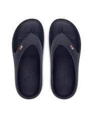 Tommy Hilfiger Japonki Th Comfort Beach Sandal FW0FW08522 Granatowy. Niebieskie klapki damskie Tommy Hilfiger, bez wzorów, z tworzywa sztucznego, bez obcasa. Za 129.99 zł.