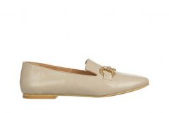 Mokasyny Bayla-159 4959 001-P Beż Lico 159193, Skóra naturalna - 36. Brązowe mokasyny damskie Bayla, z materiału. W wyprzedaży za 269.10 zł.
