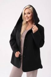 Czarna kurtka Carla z kapturem wykonana z flauszu o strukturze wafelka PLUS SIZE XXL OVERSIZE. Czarne kurtki damskie Moda Size Plus Iwanek, na jesień, plus size, bez wzorów, z materiału, z kapturem. W wyprzedaży za 339.90 zł.