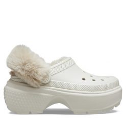 Klapki Crocs. Brązowe klapki damskie Crocs, bez wzorów, bez obcasa. Za 239.99 zł.