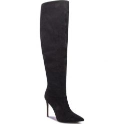 Muszkieterki GUESS - FLAA24 ESU11 BLACK. Czarne kozaki damskie Guess, z materiału, przed kolano, bez obcasa, na obcasie. W wyprzedaży za 479.00 zł.