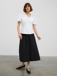 BGN Koszulka w kolorze białym rozmiar: 40. Białe bluzki damskie BGN, bez wzorów, bez kołnierzyka, bez ramiączek. Za 65.99 zł.