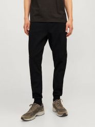 Jack & Jones Spodnie dresowe "Will" w kolorze czarnym rozmiar: XL. Czarne spodnie dresowe męskie Jack & Jones, bez wzorów, z dresówki. Za 96.83 zł.