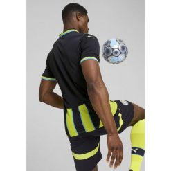 Męska koszulka wyjazdowa Manchester City 24/25 PUMA New Navy Yellow Glow Blue. Niebieskie t-shirty sportowe męskie Puma, m, z poliesteru, bez ramiączek, do piłki nożnej. W wyprzedaży za 250.00 zł.