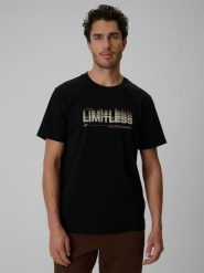 4F T-shirt regular z nadrukiem męski - czarny M. Czarne t-shirty męskie 4f, m, bez wzorów, z materiału, bez kołnierzyka. Za 69.99 zł.
