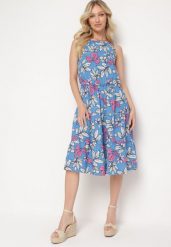 Niebieska Sukienka Mennotia. Niebieskie sukienki damskie Born2be, na co dzień, l, bez wzorów, eleganckie, bez kołnierzyka, bez ramiączek, midi, proste. W wyprzedaży za 87.99 zł.