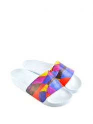 Calceo Klapki w kolorze białym ze wzorem rozmiar: 40. Białe klapki damskie Calceo, bez wzorów, z tworzywa sztucznego, bez obcasa. Za 49.30 zł.