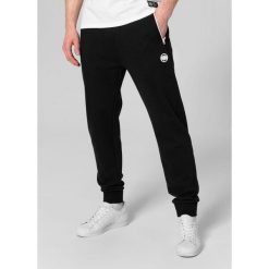 Spodnie sportowe męskie Pitbull West Coast Trackpants Small Logo Terry Group. Czarne spodnie sportowe męskie PITBULL. W wyprzedaży za 189.00 zł.